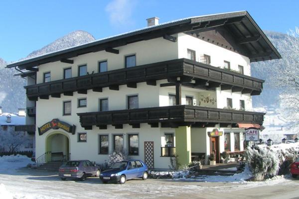 Hotel Alpenblick シュリッタース エクステリア 写真